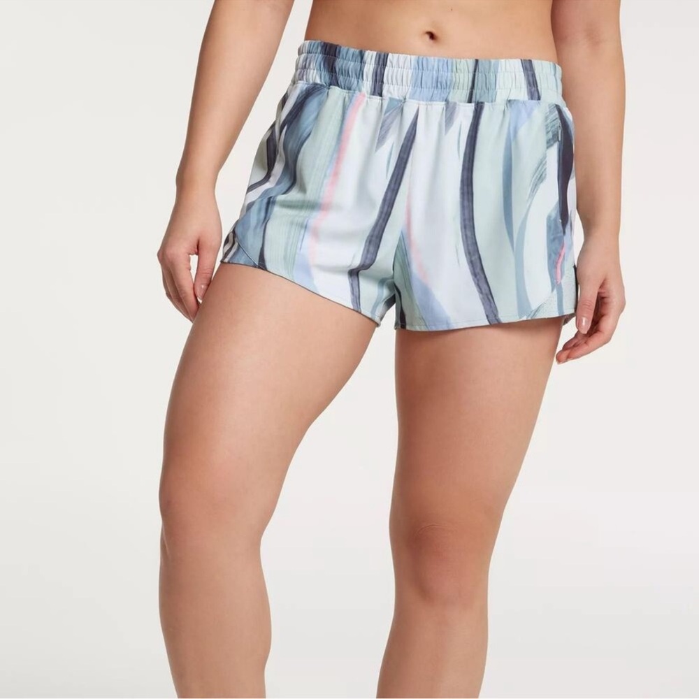 Calia by Carrie Underwood Infinity Run Short